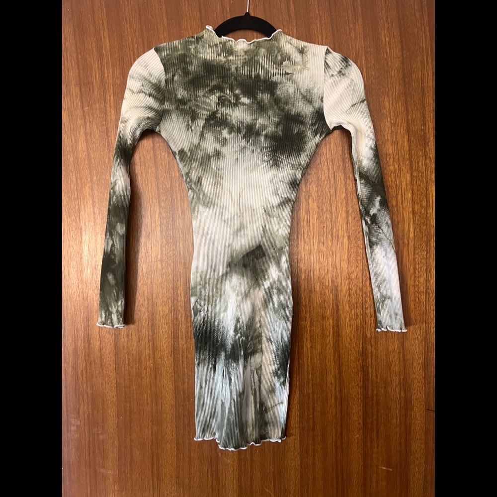 Tie-Dye Bodycon Long Sleeve Dress